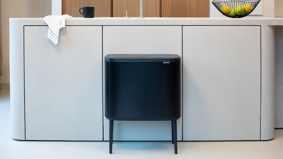 Bo Touch Bin - Matt Black 6 NR-31393