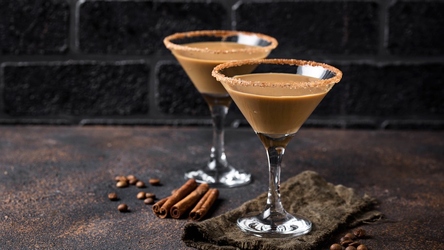 chocolate-martini-cocktail-cinnamon
