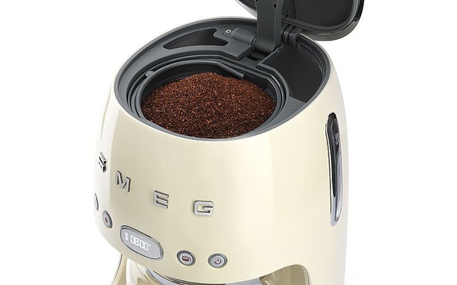  SMEG Filter-Kaffeemaschine creme