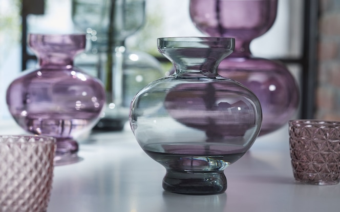 Bauchige Glas Vasen 