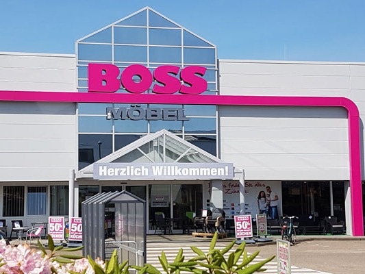 SB-Möbel Boss Möbelhaus in Oldenburg