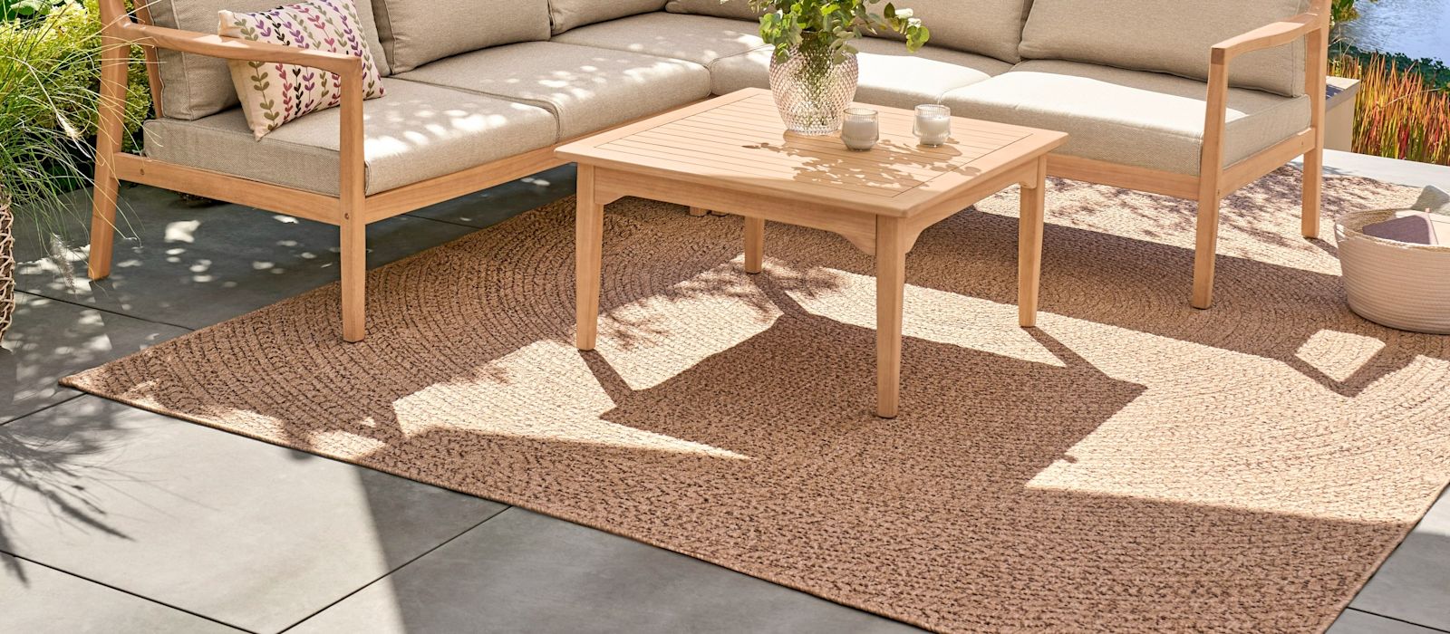 Outdoor-Teppich reinigen