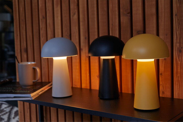 RL mobile LED Tischlampe LENNON 21,6 cm weiß