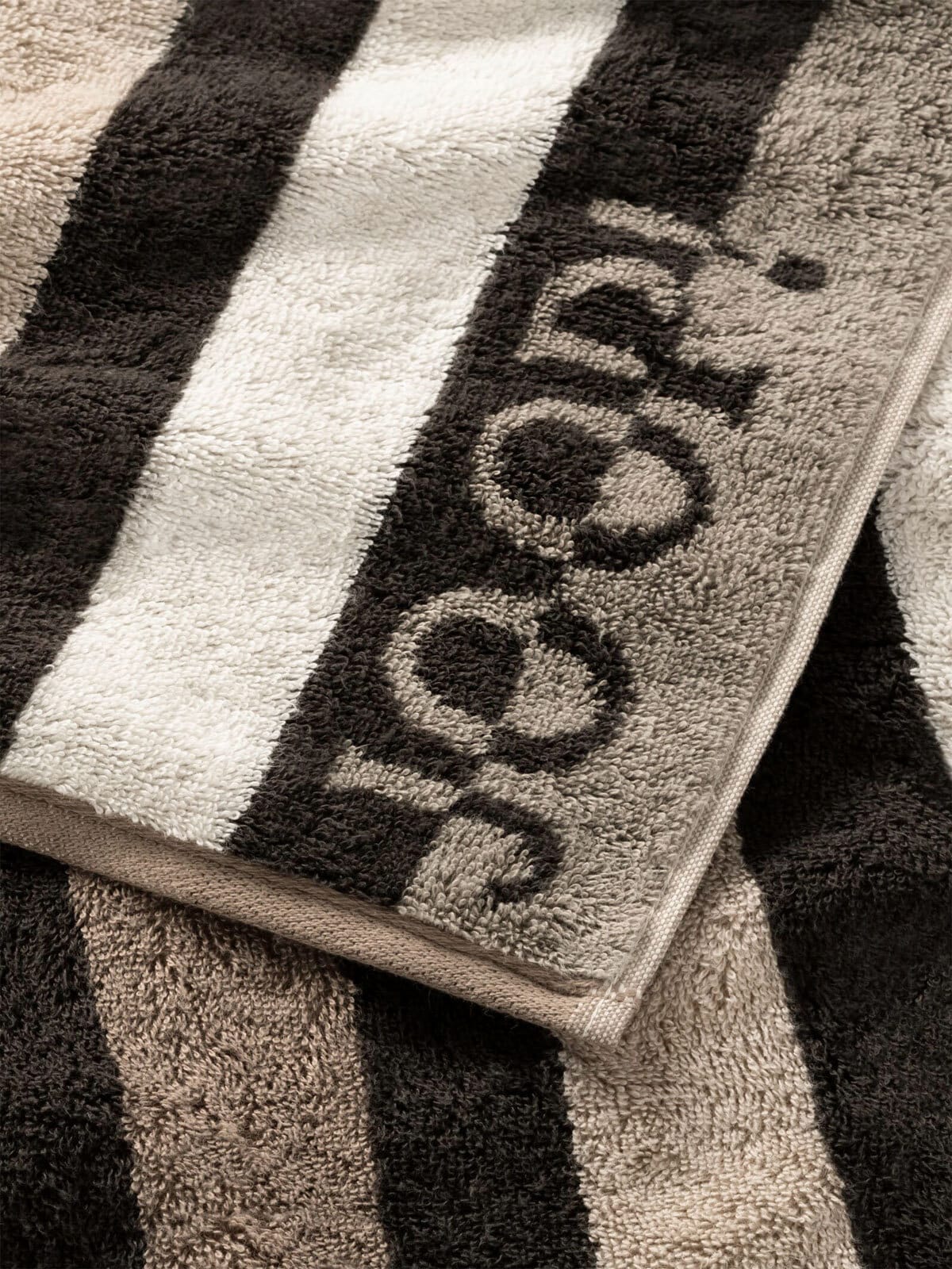 JOOP! Handtuch TONE STRIPES 50 x 100 cm sand 