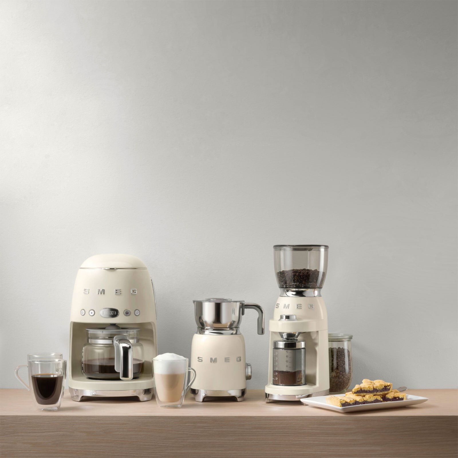 SMEG Filter-Kaffeemaschine Creme