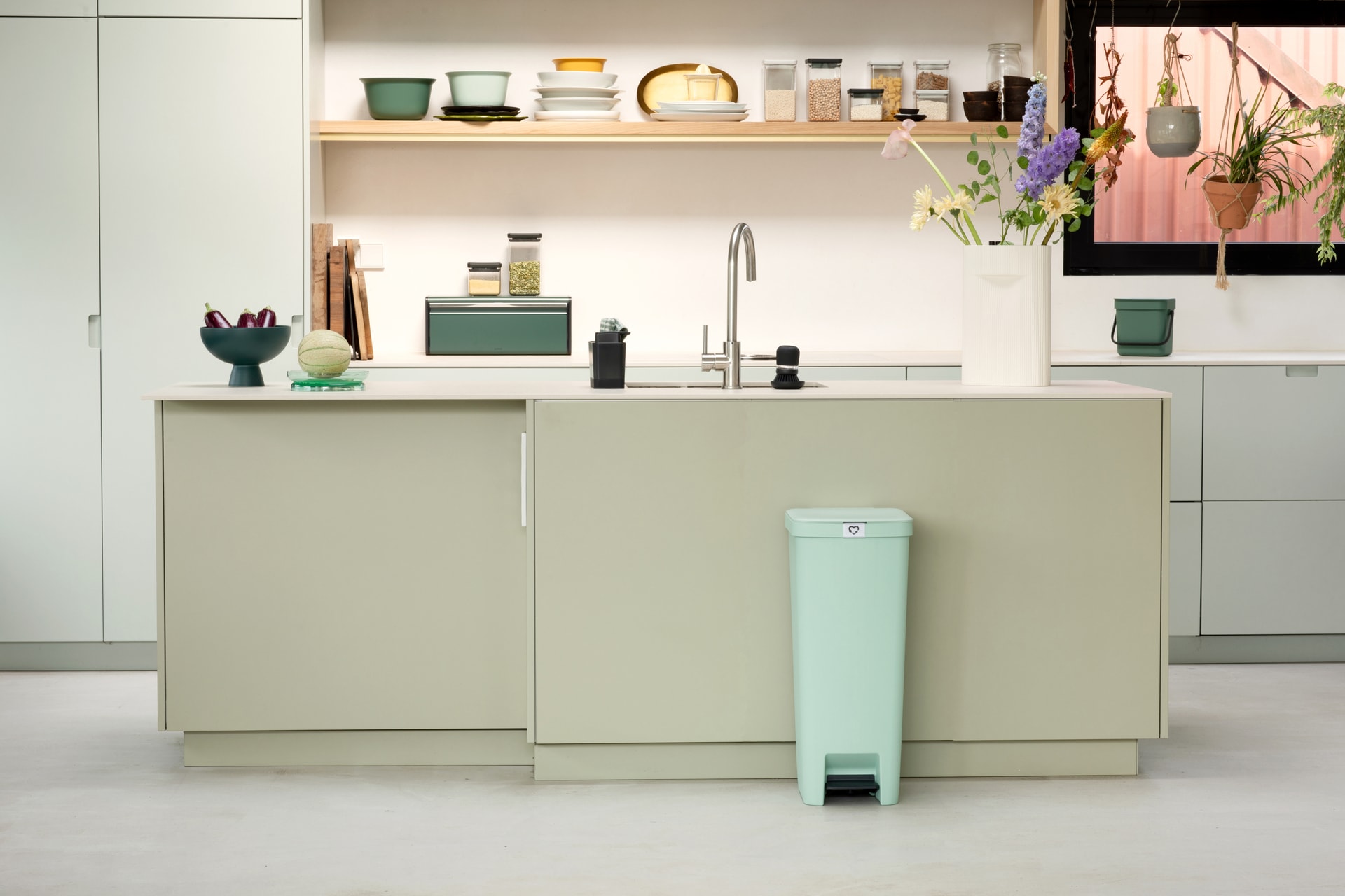 brabantia Treteimer STEPUP 40 Liter Jade Green