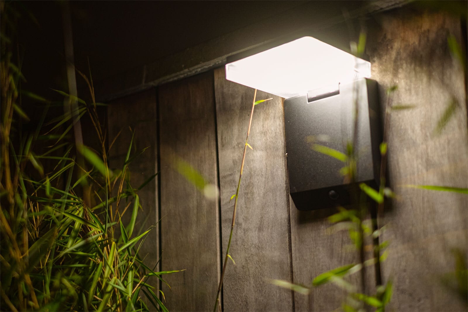 ECO-LIGHT LED Solar Außenwandleuchte MOZE schwarz