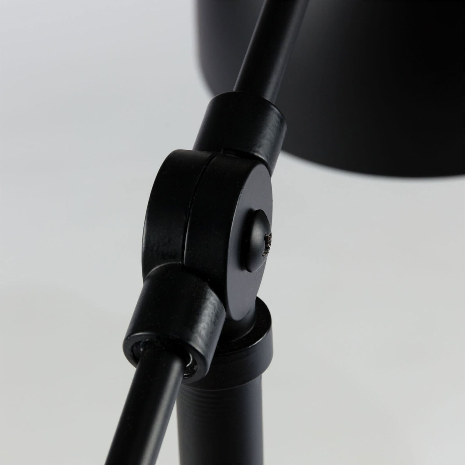 Kave Home Retrofit Schreibtischlampe TESCARLE schwarz