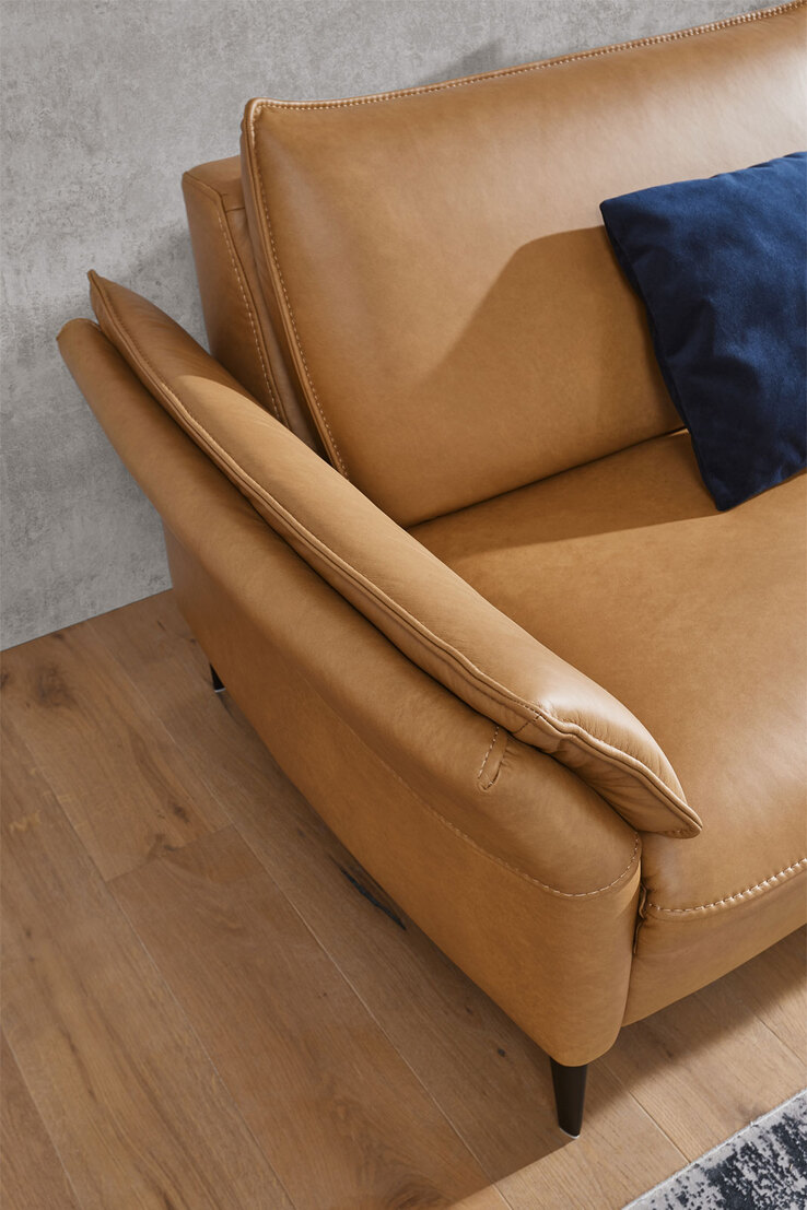 PURO Ledersofa 3-Sitzer STRASSBURG II Cloudy kurkuma