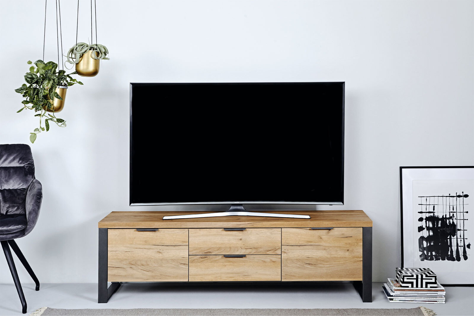 TV-Lowboard LOOP 152 x 39 cm Kerneiche NB