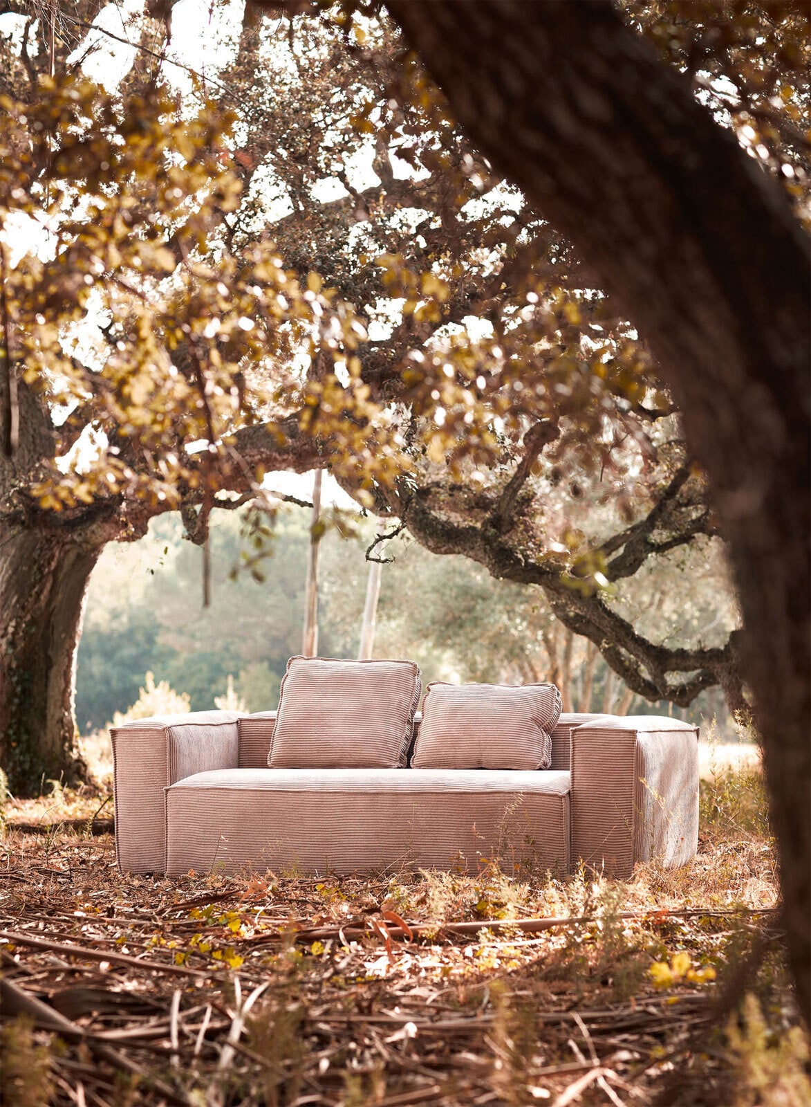 Kave Home Sofa 2-Sitzer BLOK Cord rosa