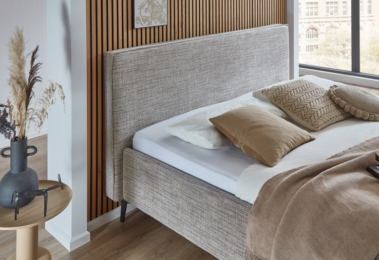 Polsterbett RIVA 180 x 200 cm beige/ braun
