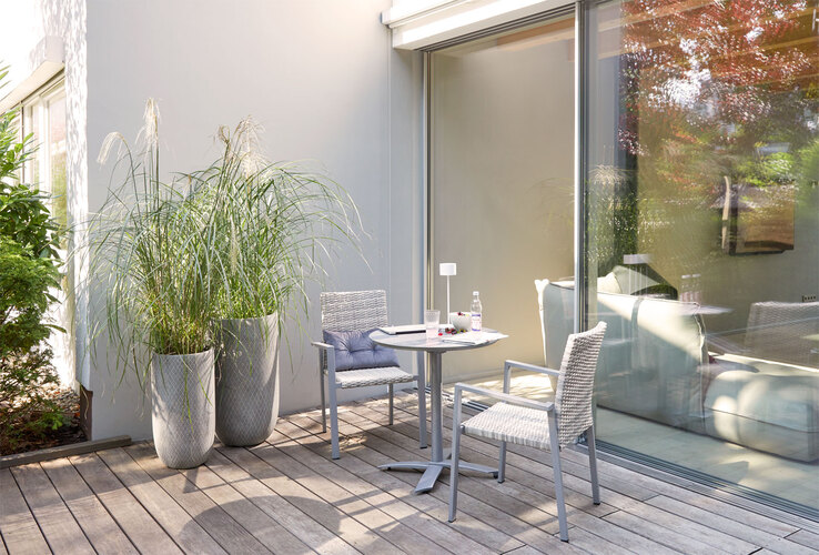 Garden FLAIR Garten Bistrotisch rund LEA 70 cm silberfarbig
