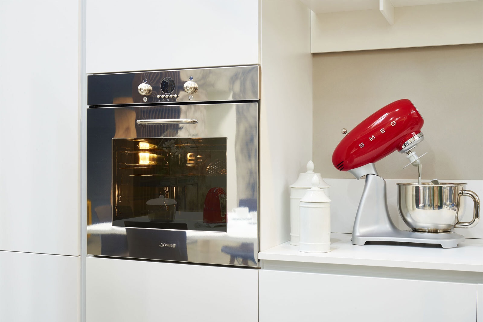 SMEG Küchenmaschine Kompakt Retro rot/ silberfarbig
