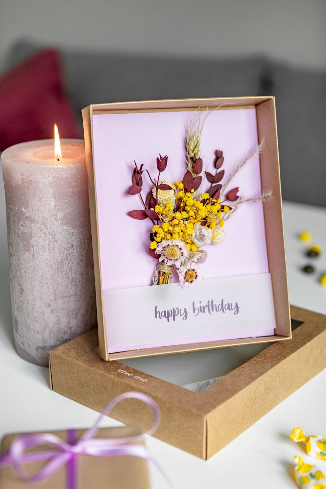 chic.mic Trockenblumen Strauß Happy Birthday lila
