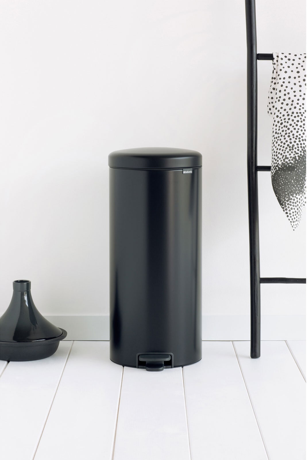 brabantia Treteimer NEWICON 30 Liter black