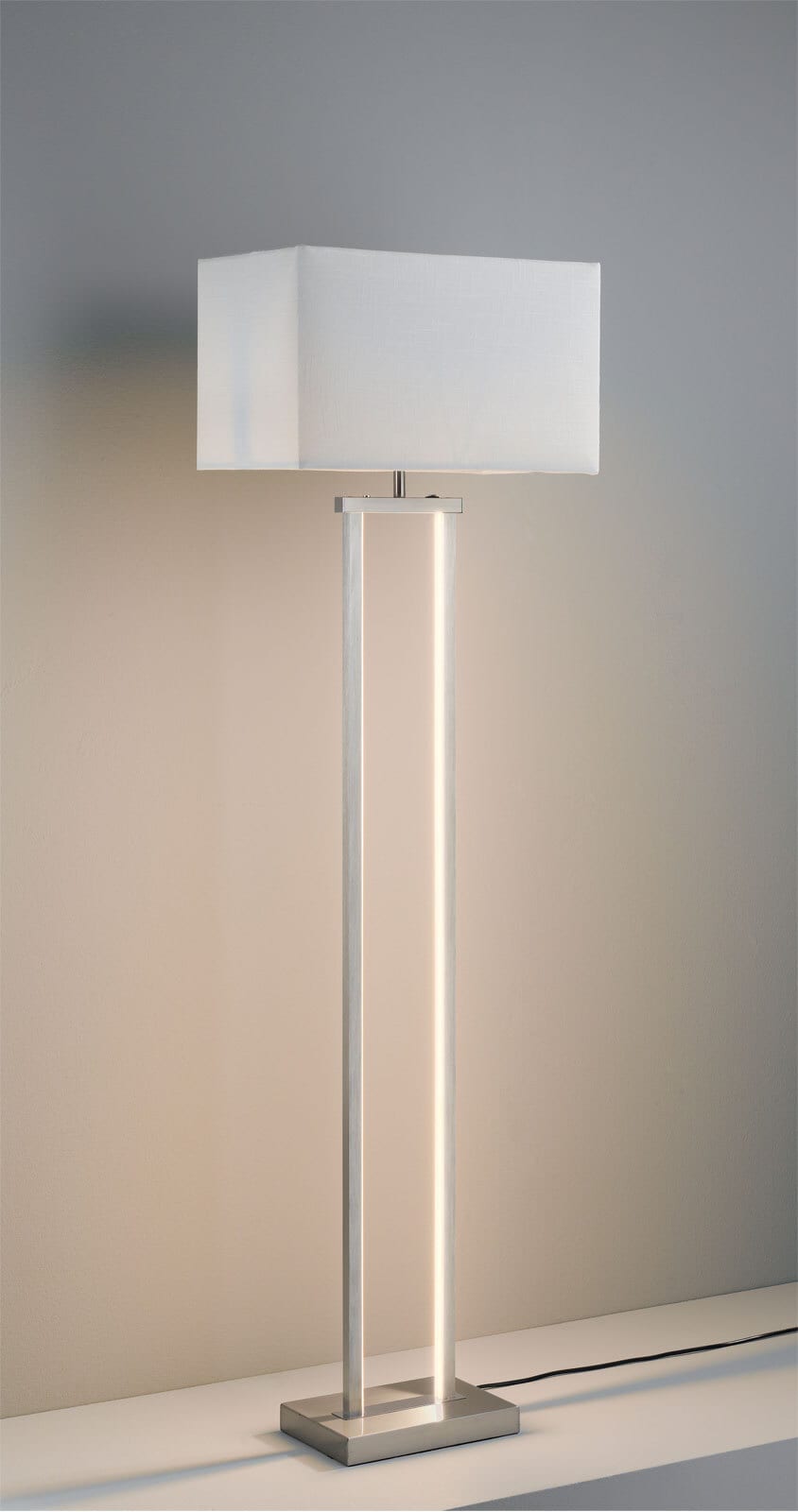 MONDO LED Stehlampe DOMO 3-flg